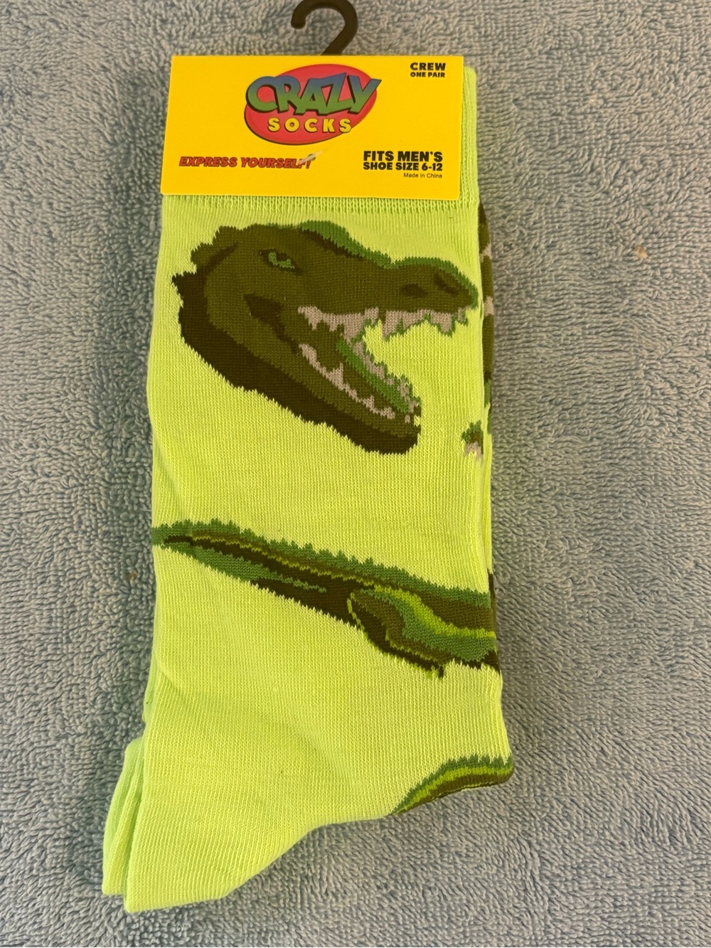 Alligator Crew Socks. Men’s Shoe Size 6-12. One Pair Crazy Socks. Green Gators.
